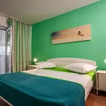 Ana Buratovic * Stari Grad (Hvar)